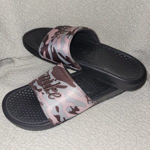 Nike Slip On Slides Pink/Gray Camo Women's Size 8